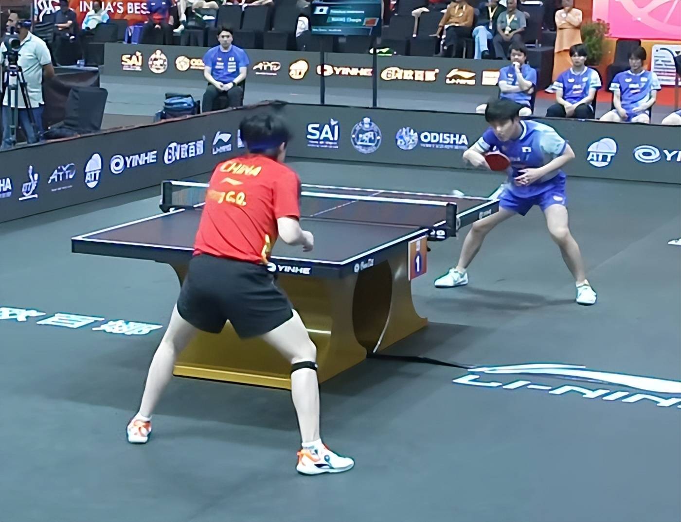 日本队碾压中国队，梁靖崑点燃赛场的简单介绍