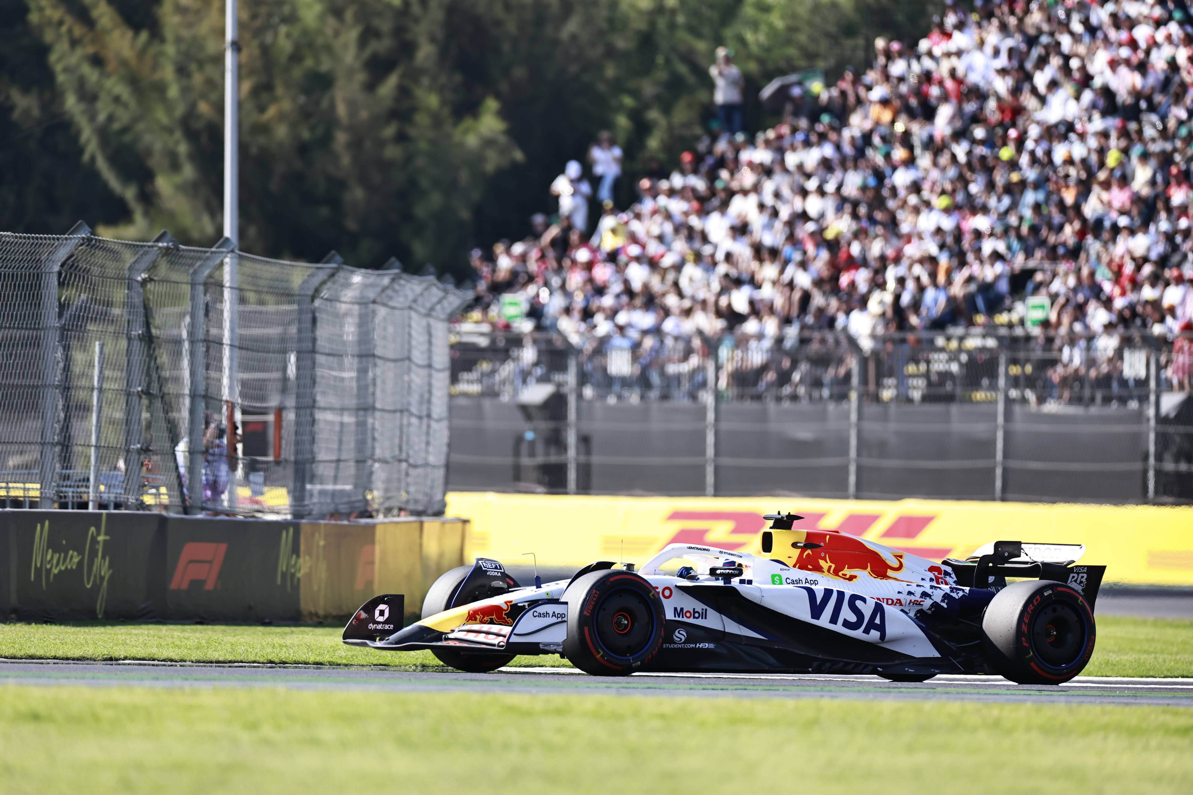 法拉利力克红牛二队,诺里斯统治全场的简单介绍 法拉利力克红牛二队,诺里斯统治全场的简单介绍