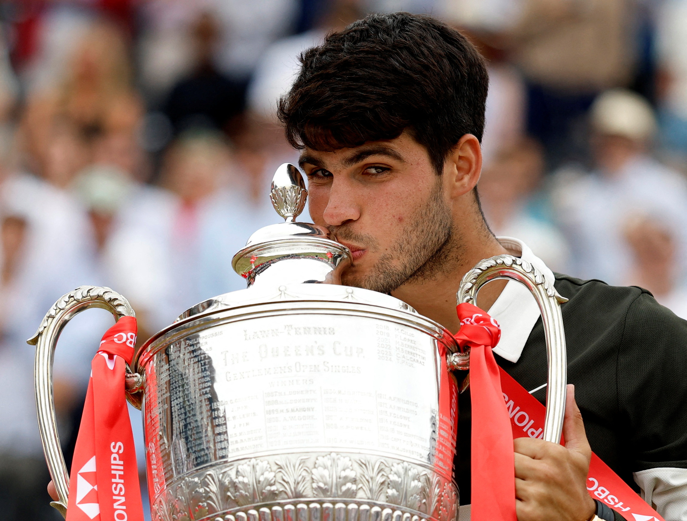 拉沃尔杯翻盘澳网，阿尔卡拉斯点燃赛场