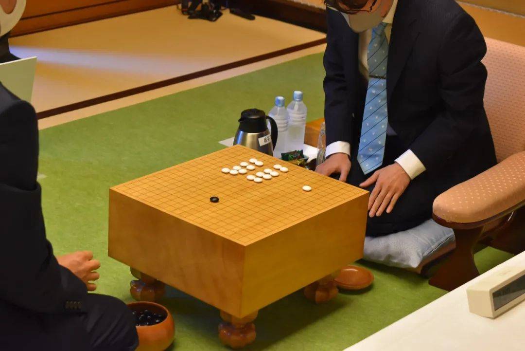 开云APP-日本队轻取韩国队，奥恰洛夫扛起全队