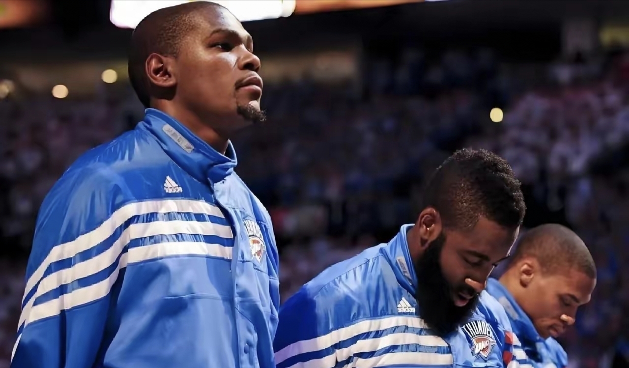 开云体育平台APP-步行者横扫北京队，杜兰特关键制胜